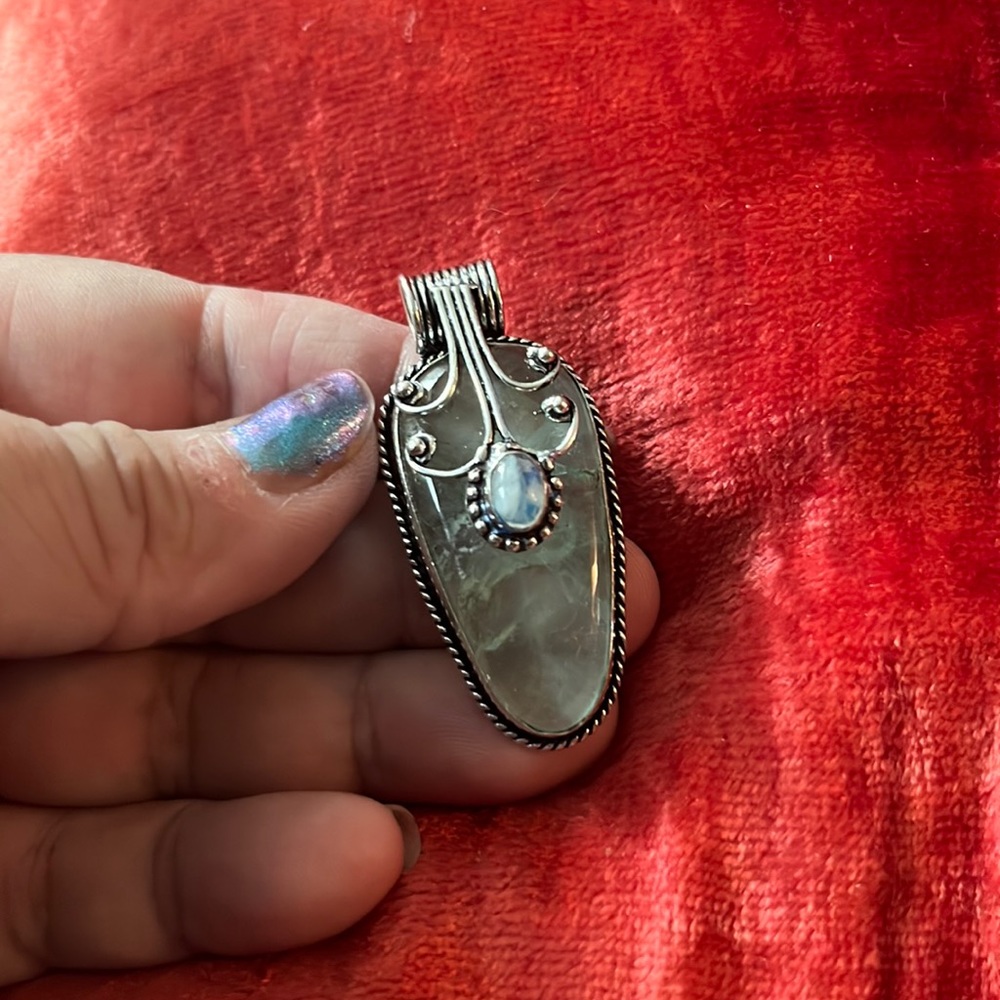 Fluorite and moonstone pendant